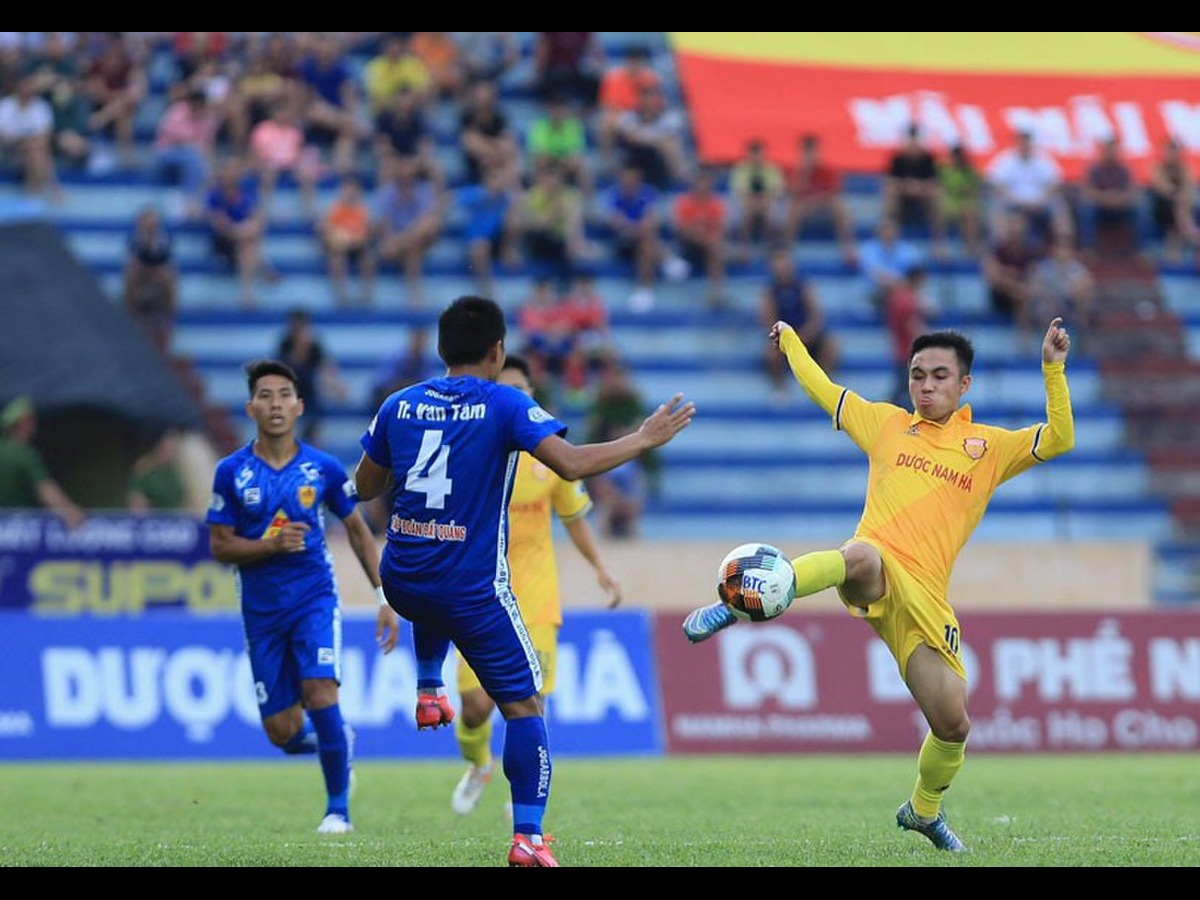 Nhận định soi kèo Quảng Nam vs Nam Định lúc 17h00 ngày 15/6/2025 nhan-dinh-soi-keo-quang-nam-vs-nam-dinh-luc-17h00-ngay-15-6-2025-1